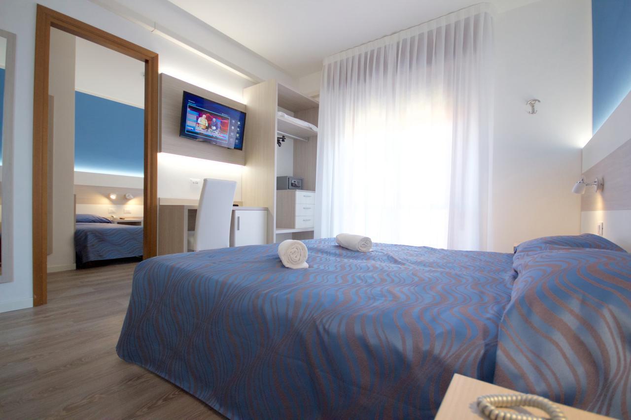 Hotel Serenella Lido di Jesolo Exterior foto